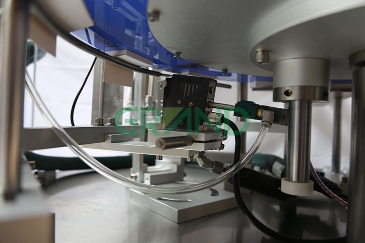 Automatic Vertical Rotary Cartoning Machine Main turntable Otomatik dikey döner kartonlama makinesi06